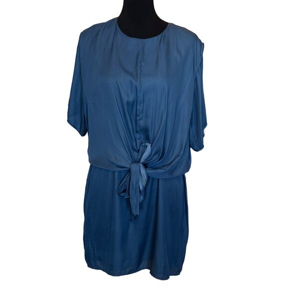 New ~ MAISIE  ~ Round Neck Mini Dress Size XL - Picture 1 of 7